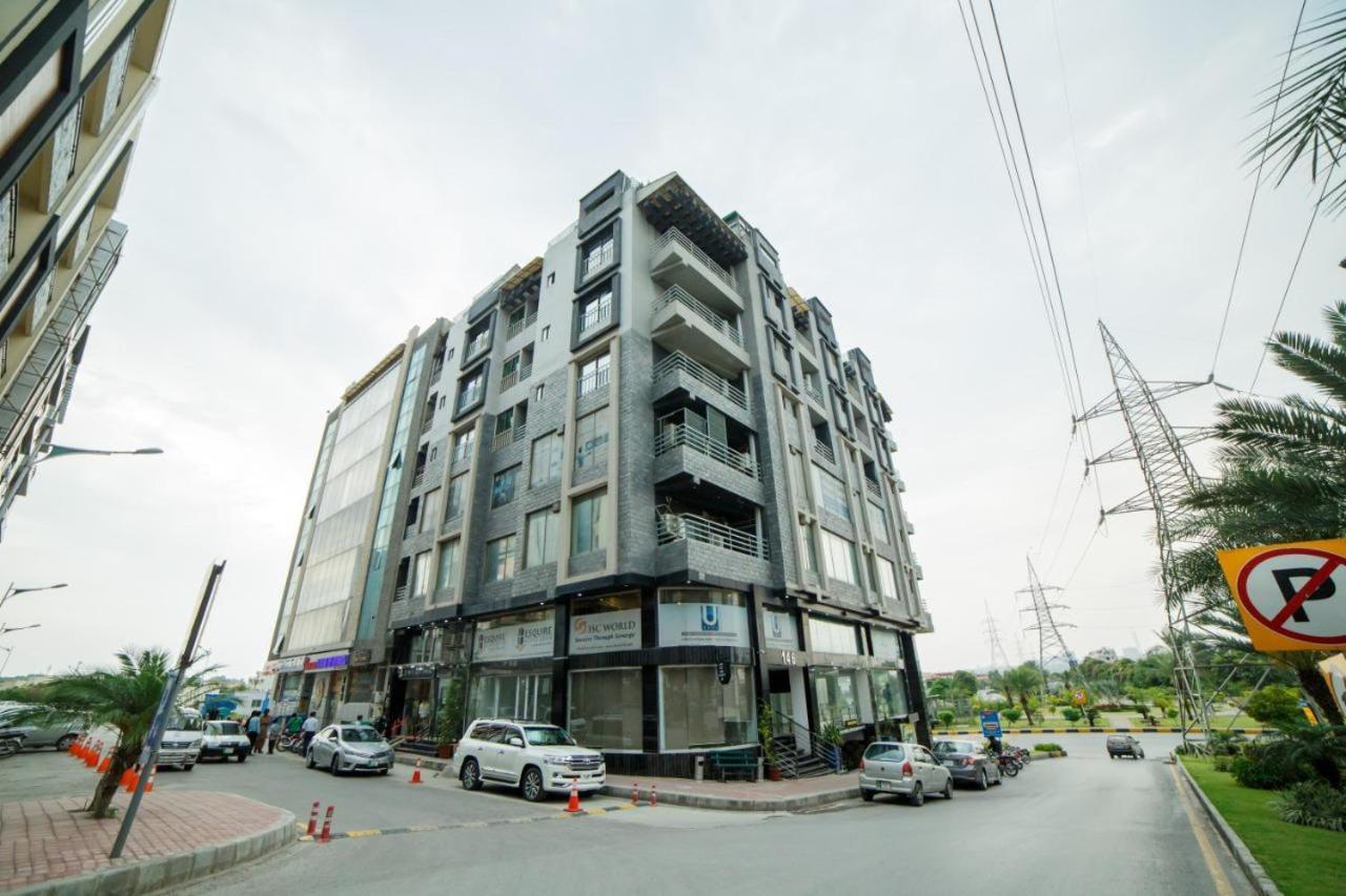 Esquire Hotels & Apartments Rawalpindi Bagian luar foto