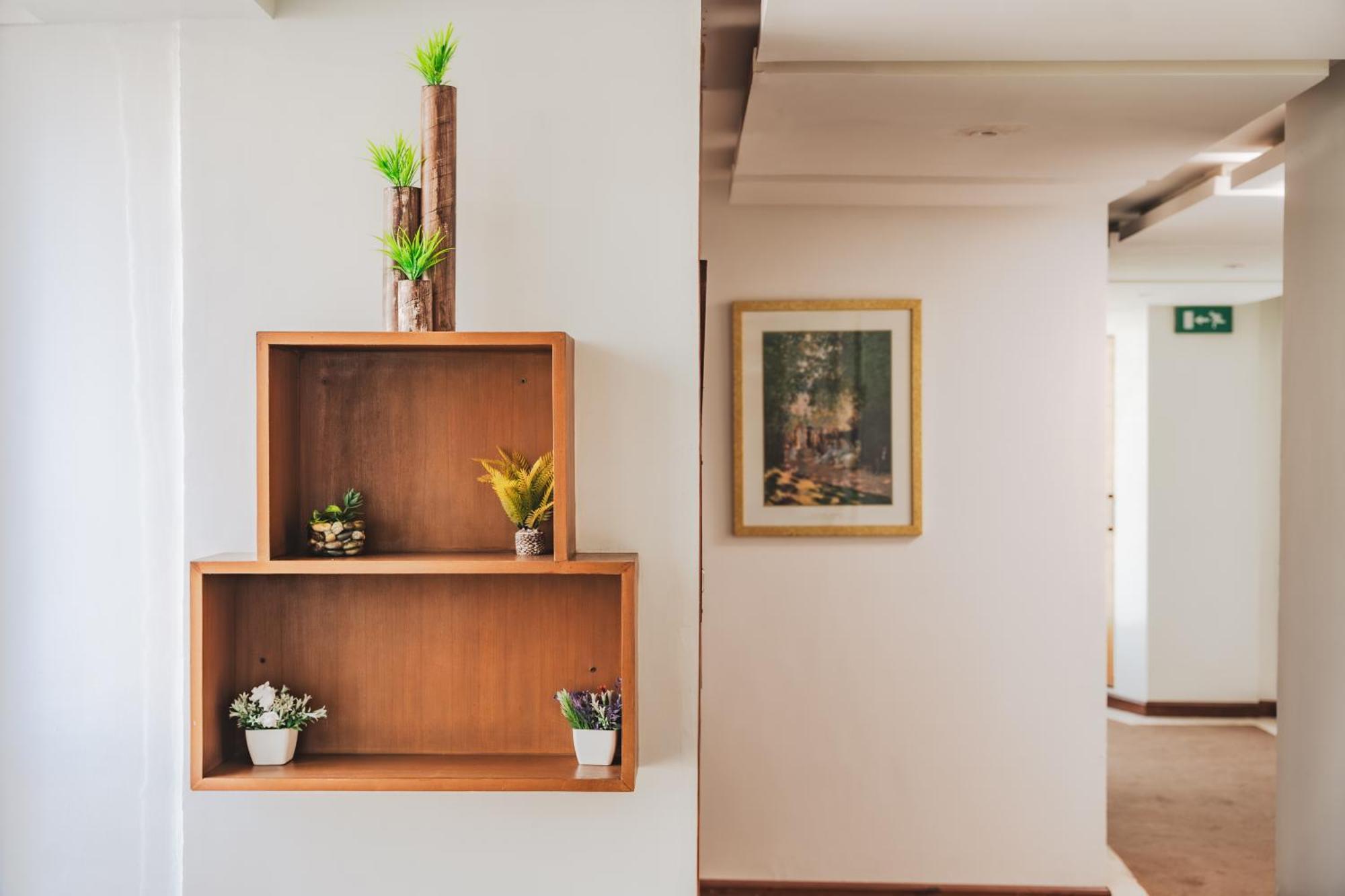 Esquire Hotels & Apartments Rawalpindi Bagian luar foto