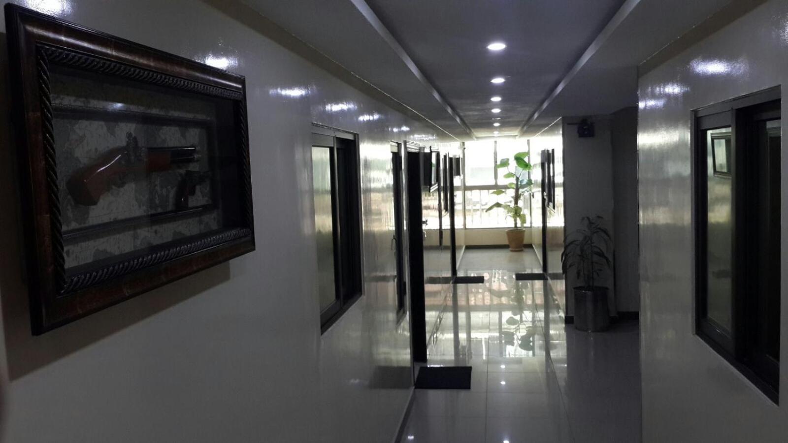 Esquire Hotels & Apartments Rawalpindi Ruang foto